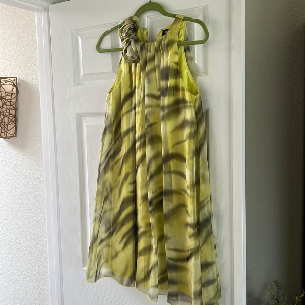 Never worn green zebra type vibe